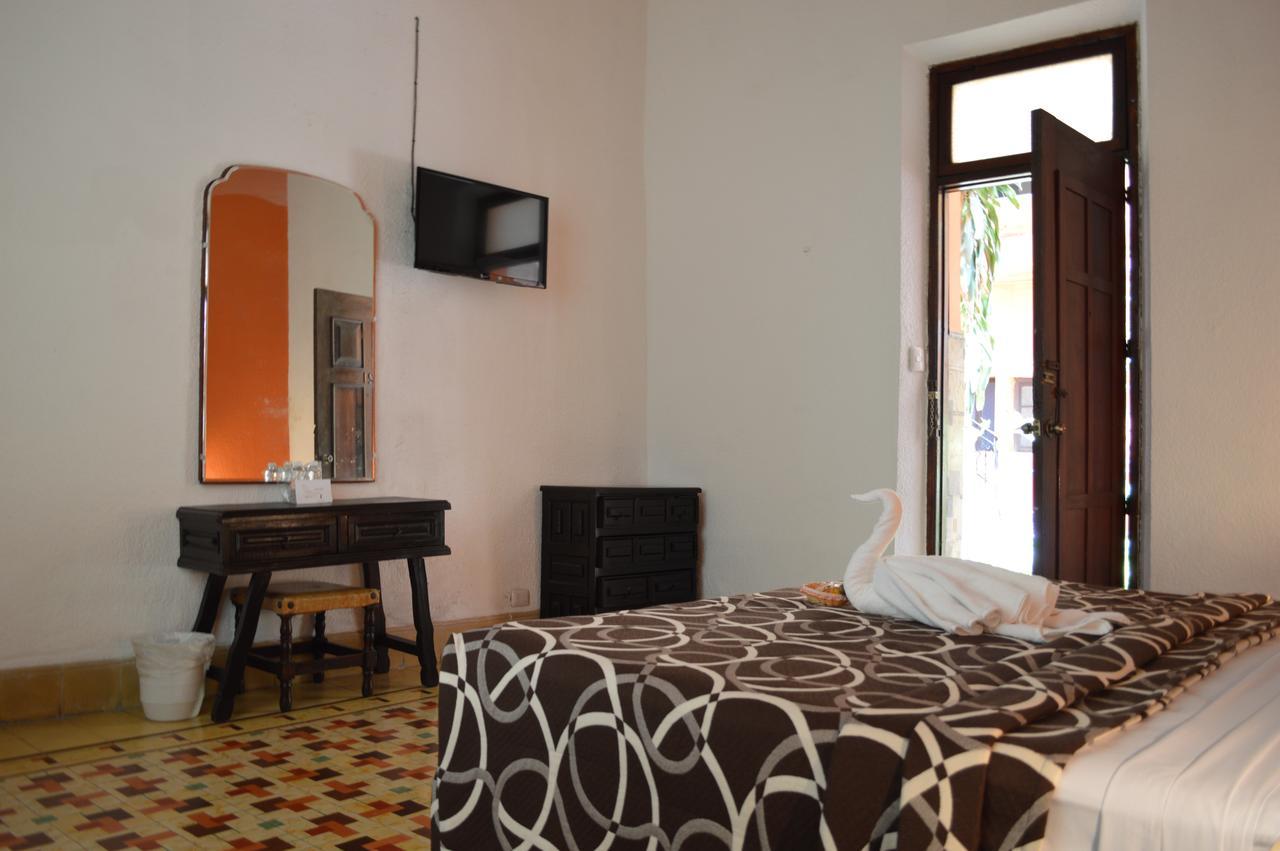 Hotel Colon Mérida Eksteriør bilde